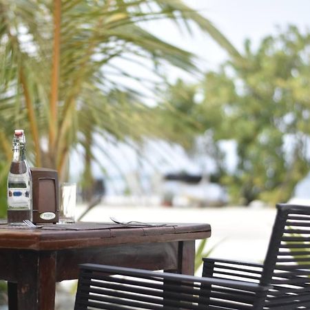 Seven Corals Hotel Maafushi Eksteriør billede