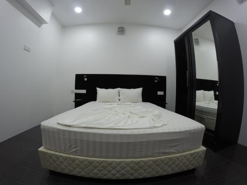 Seven Corals Hotel Maafushi Eksteriør billede